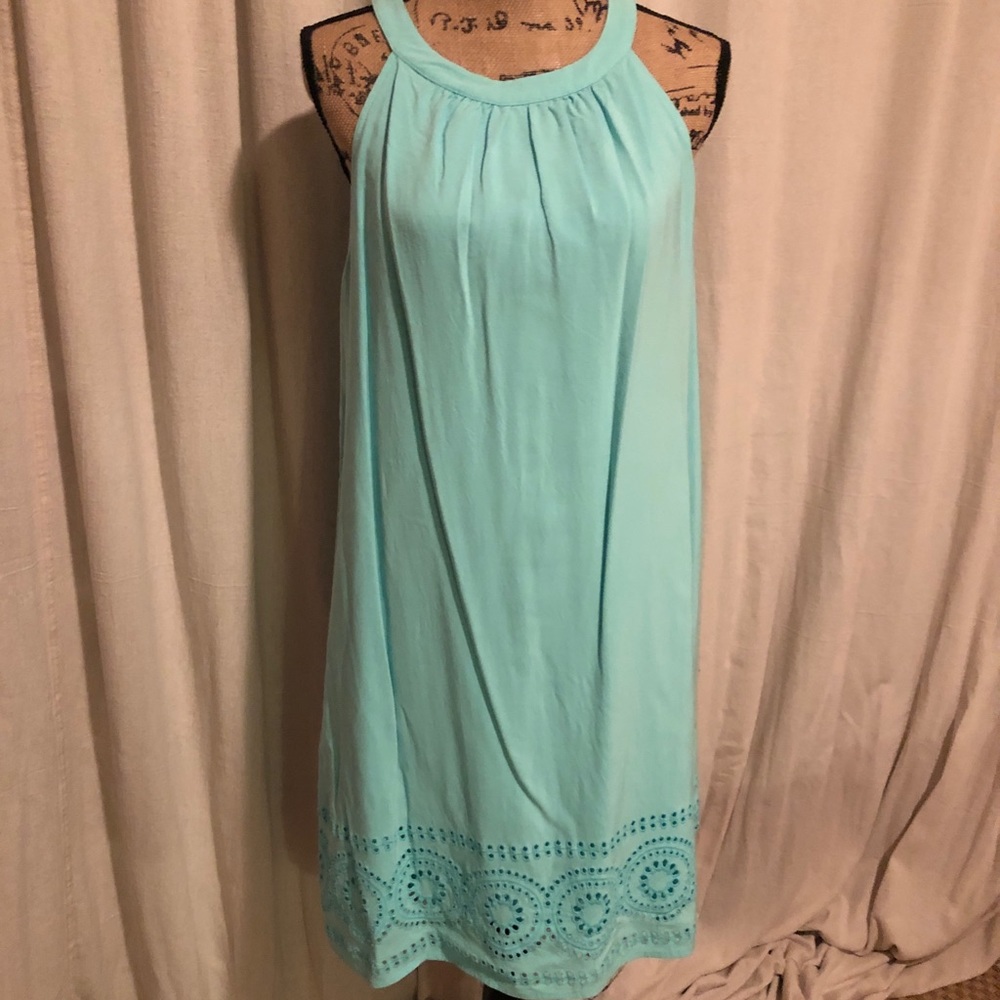 Crown & Ivy Large sleeveless dress